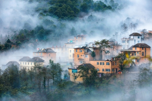 Lost in mist