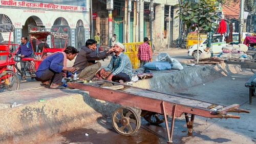 Roadside barber
