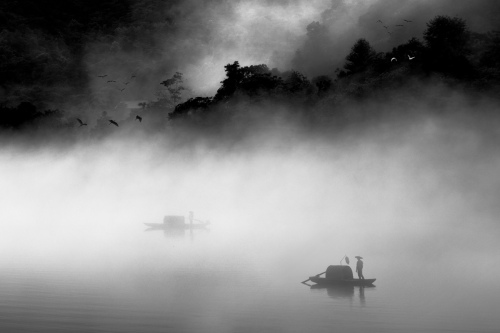 Monochrome