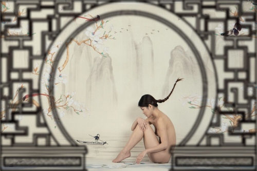 Nude/staged photography