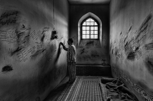 Memories of prisoner