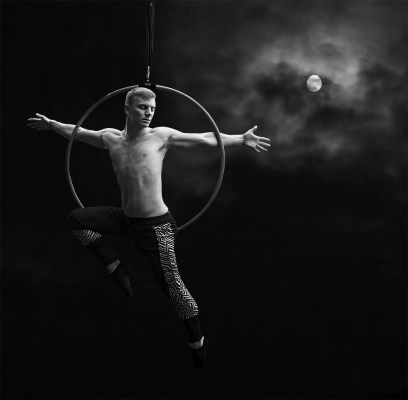 Moonlight Dancer 
