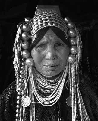 Akhas Woman