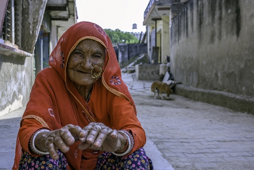 The old woman from the villages of Jaipur
